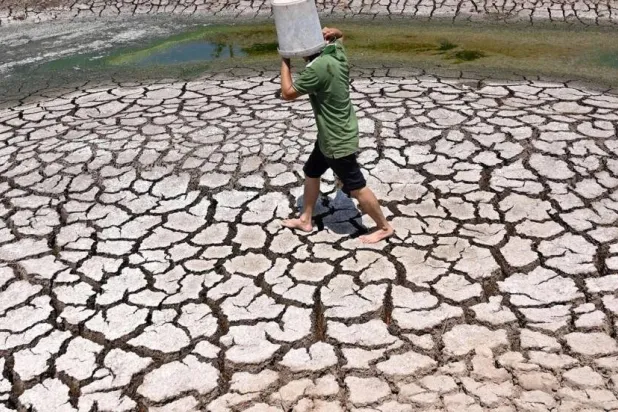 قالت خدمة كوبرنيكوس لتغير المناخ التابعة للاتحاد الأوروبي إن الشهر الماضي كان أكثر دفئاً على مستوى العالم من أي شهر مارس سابق في سجل البيانات (أ.ف.ب)