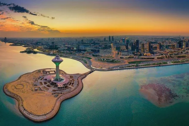 يتوقع أن يسهم انضمام الخبر للمدن الذكية في جذب الاستثمارات العالمية (واس)