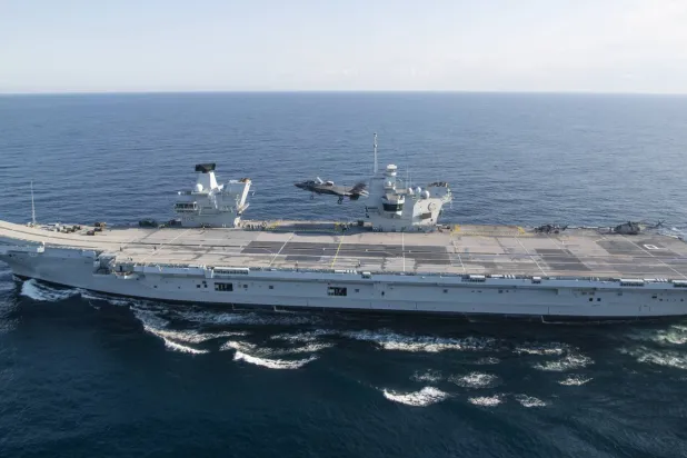 حاملة الطائرات التابعة للبحرية الملكية "إتش.إم.إس. برينس أوف ويلز" (أرشيفية)