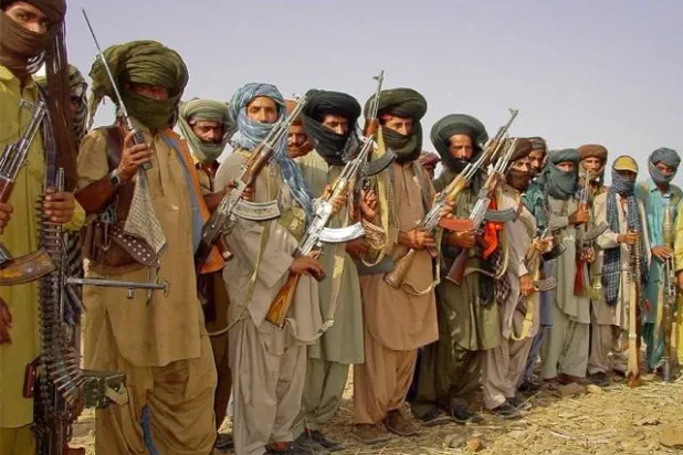 صورة لمجموعة المتمردين البلوش قبل استسلامهم (وسائل إعلام باكستانية)