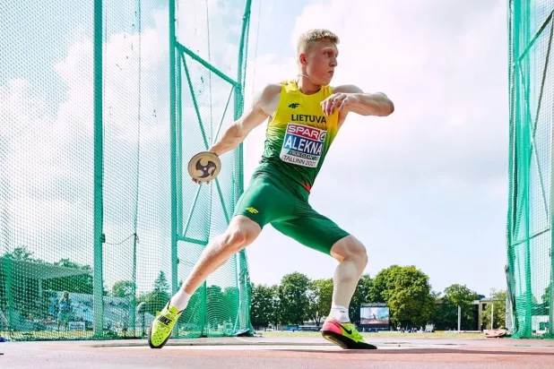 الليتواني ميكولاس أليكنا (رويترز)