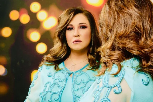 تجد في الخيبة والهزيمة سرَّ وصول إلى ضياء الحياة (حسابها الشخصي)