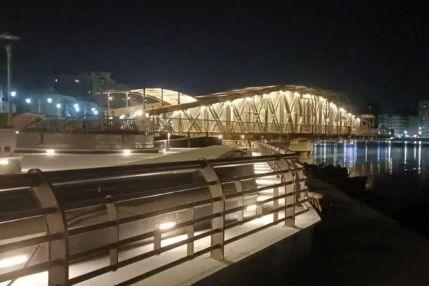 تم توظيف الجسر مركزاً ثقافياً بمدينة دمياط (محافظة دمياط)