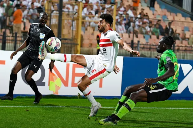 جانب من مواجهة الزمالك المصري ودريمز الغاني في ذهاب نصف نهائي لكأس الكونفدرالية الأفريقية (الشرق الأوسط)