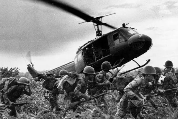 من حرب فيتنام (إنترنت)