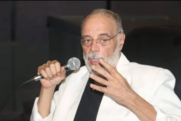 الكاتب والمخرج المصري عصام الشماع (صفحته على «فيسبوك»)