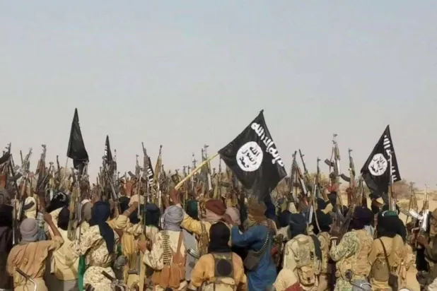 عناصر لـ«داعش» في منطقة الساحل الأفريقي (أرشيفية - أ.ف.ب)