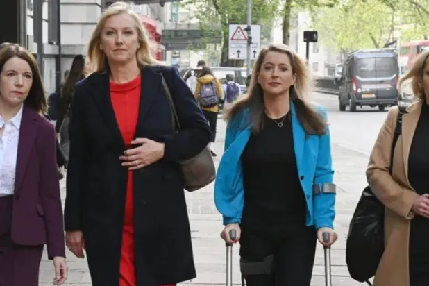 الصحافيات مارتين كروكسال وكارين جيانوني وكاسيا ماديرا وأنيتا ماكفي (بي بي سي)