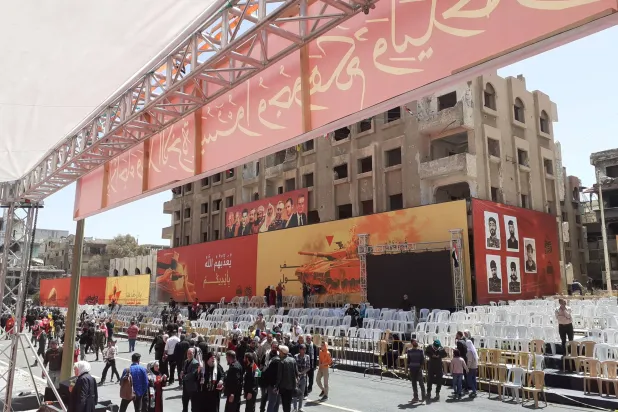 إحياء يوم القدس في مخيم اليرموك وغاب عن الاحتفال التمثيل الإيراني الرسمي وصور قياديات إيرانية أو من «حزب الله» اللبناني (الشرق الأوسط)