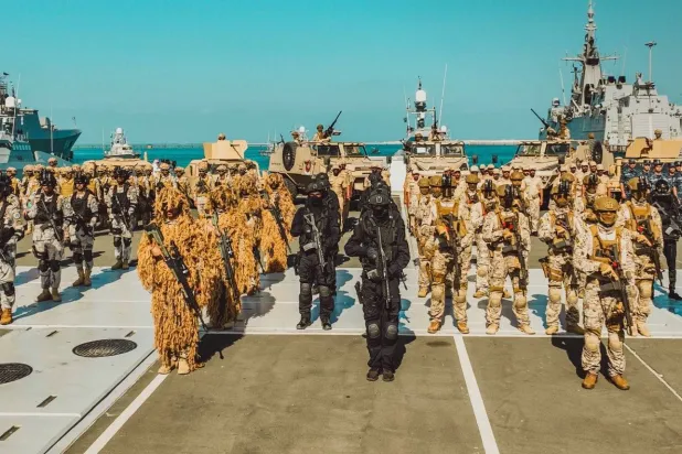 تشارك في التمرين أفرع القوات المسلحة السعودية وقوات من الأردن ومصر وجيبوتي واليمن (وزارة الدفاع السعودية)