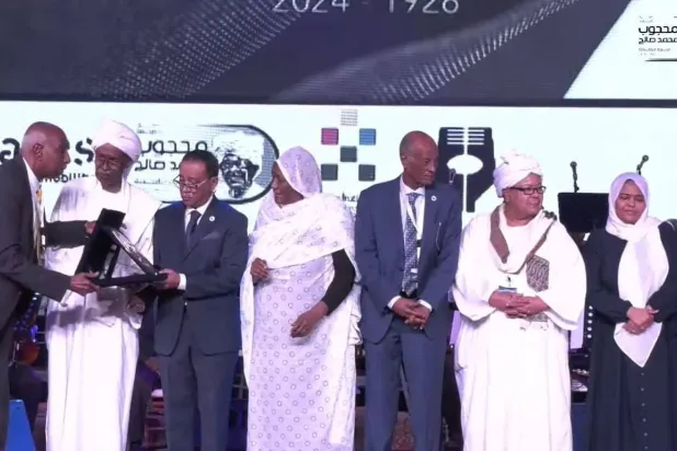 حفل تأبين الصحافي السوداني الراحل محجوب صالح في القاهرة (إكس)