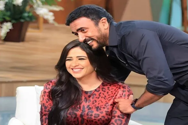 ياسمين عبد العزيز مع طليقها أحمد العوضي في لقاء سابق (فيسبوك)