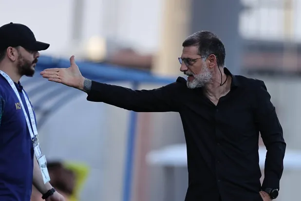 بيليتش المدير الفني لفريق الفتح (تصوير: سعد العنزي)