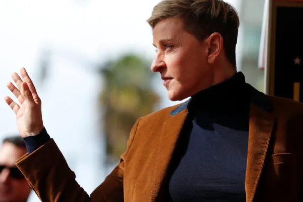 الإعلامية الأميركية إيلين ديجينيريس تعود إلى المسرح بعد سنتَين على إنهاء برنامجها (رويترز)