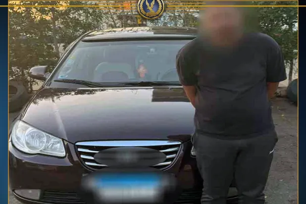 صورة نشرتها وزارة الداخلية المصرية للمتهم بعد توقيفه