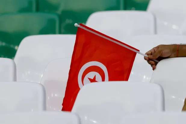 حجب العلم التونسي في مسبح رادس أدى لمشكلة كبيرة (غيتي)