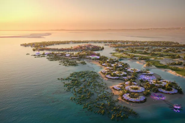 تتحرك الهيئة السعودية للبحر الأحمر بشكل متسارع في تنفيذ مشاريعها واستقبال السياح من العالم (الشرق الأوسط)