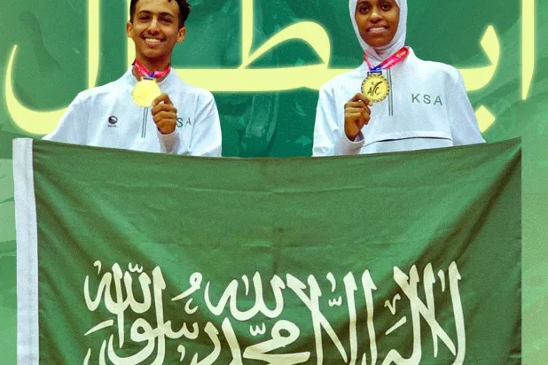 أبو طالب والظافري يحتفلان بالإنجاز الجديد (الشرق الأوسط)