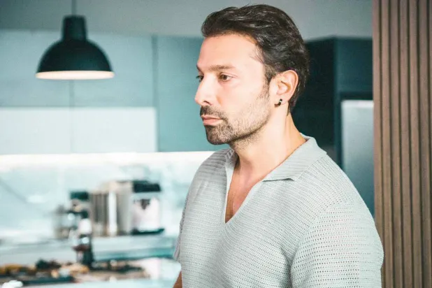 مشهد من مسلسل "لعبة حب" (جو طراد)