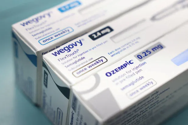 علب من عقاري «أوزمبيك» و«ويغوفي» في لندن (رويترز)