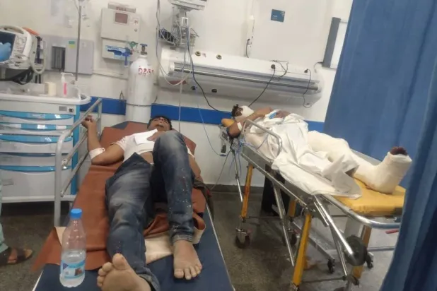 Yemenis injured in a mine explosion. Photo: Mines In Yemen