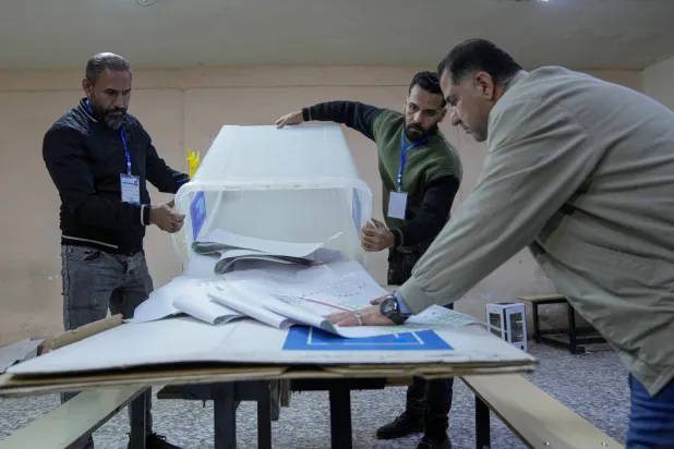 العراق طلب مساعدة الأمم المتحدة للرقابة على الانتخابات (أ.ب)