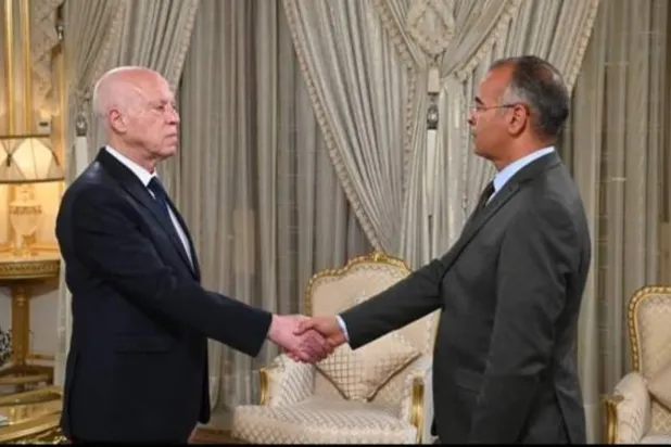 Tunus Cumhurbaşkanı Kays Said, yeni İçişleri Bakanı’nı kabul etti. (Tunus Cumhurbaşkanlığı internet sitesi)