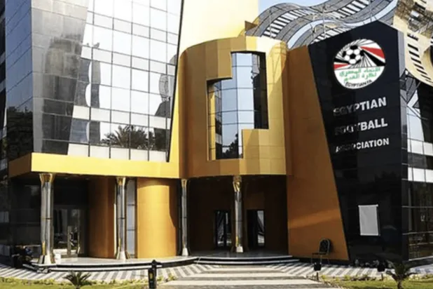 كان من المقرر أن يلتقي الأهلي مع الألمونيوم الأربعاء والزمالك مع بروكسي الخميس (الاتحاد المصري)