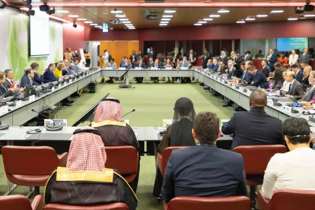 جانب من الجلسة الوزارية حول «بناء مستقبل رقمي مستدام للجميع» خلال منتدى القمة العالمية (الشرق الأوسط)