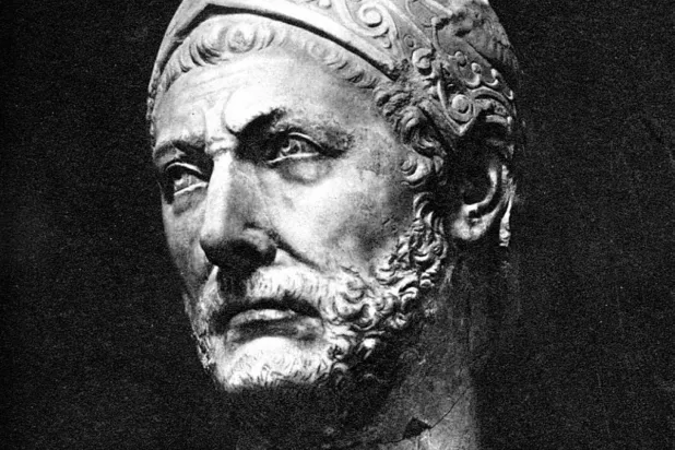 تمثال نصفي من الرخام لهنيبعل وجد في مدينة كاپوا القديمة في إيطاليا