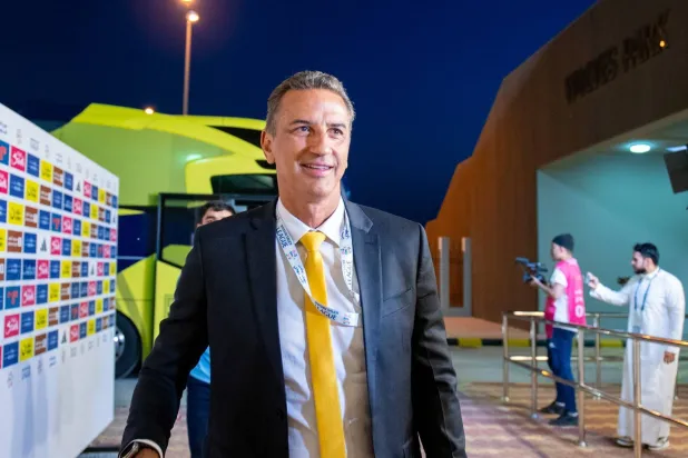 شاموسكا يسعى لمواصلة رحلة النجاح مع نيوم (نادي التعاون)