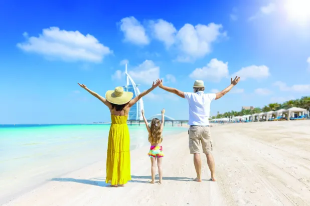 تعدّ دبي من بين الوجهات العائلية البارزة (شاترستوك)