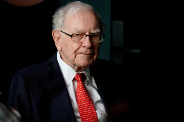 Buffett, son bağışıyla bugüne dek Gates Vakfı'na toplamda 9,3 milyar dolar vermiş oldu (Reuters)