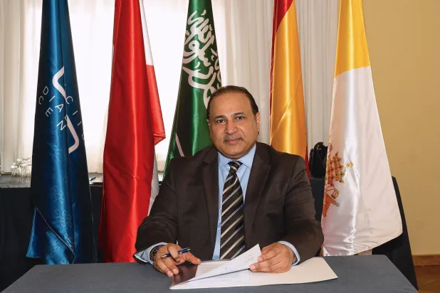 الدكتور زهير الحارثي أشار إلى استمرار المركز في أداء دوره الإنساني كمنصة دولية لتعزيز الحوار (كايسيد)