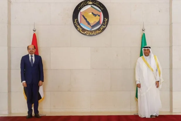 The Secretary-General of the Gulf Cooperation Council receiving the Yemeni Minister of Foreign Affairs (GCC)