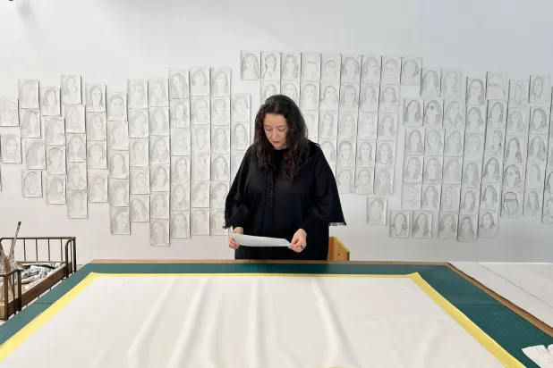 دانية الصالح في الاستوديو (الفنانة)