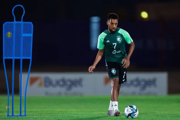 تدريبات الأخضر شهدت عودة مختار علي عقب غيابه بسبب نزلة معوية (المنتخب السعودي)