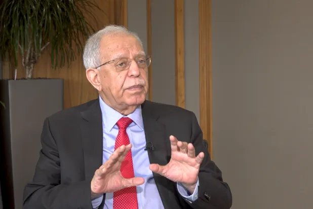 السياسي والناشر العراقي فخري كريم (الشرق الأوسط)