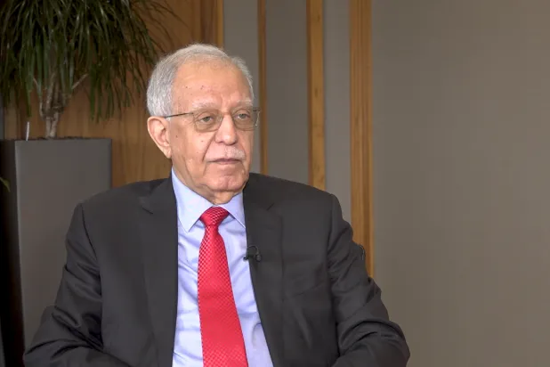 فخري كريم: حملت إلى الأسد نصيحة طالباني حول تمرير الإرهابيين