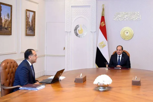 الرئيس المصري عبد الفتاح السيسي يجتمع مع مدبولي (الرئاسة المصرية)