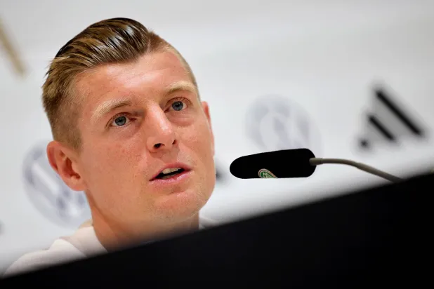 كروس خلال حديثه في المؤتمر الصحافي (د.ب.أ)