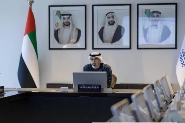 الشيخ خالد بن محمد بن زايد آل نهيان خلال اجتماع اللجنة التنفيذية لمجلس إدارة شركة «أدنوك» الإماراتية (وام)