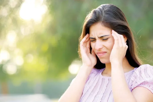 4 أسباب شائعة للمعاناة من الصداع في فصل الصيف