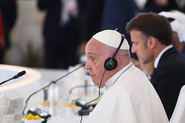 البابا فرنسيس يشارك في جلسة عمل حول الذكاء الاصطناعي (أ.ف.ب)