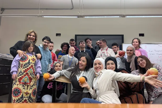 11 طالباً من ذوي الاحتياجات الخاصة يتابعون برنامجاً أكاديمياً متخصصاً يمتدّ 3 سنوات (Next Step @ AUB)