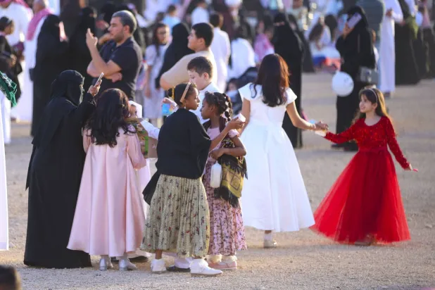 رسمت فرحة العيد البهجة والسرور على وجوه الكبار والصغار في مختلف مناطق السعودية (تصوير: سعد الدوسري)