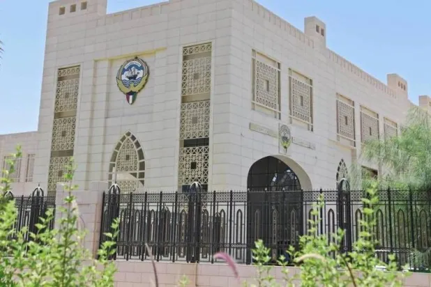 الخارجية الكويتية أهابت بالمواطنين مغادرة لبنان في أقرب وقت (كونا)