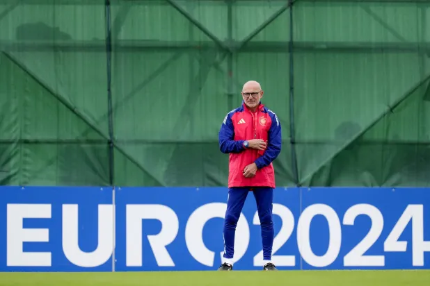 دي لا فوينتي مدرب إسبانيا (أ.ب)