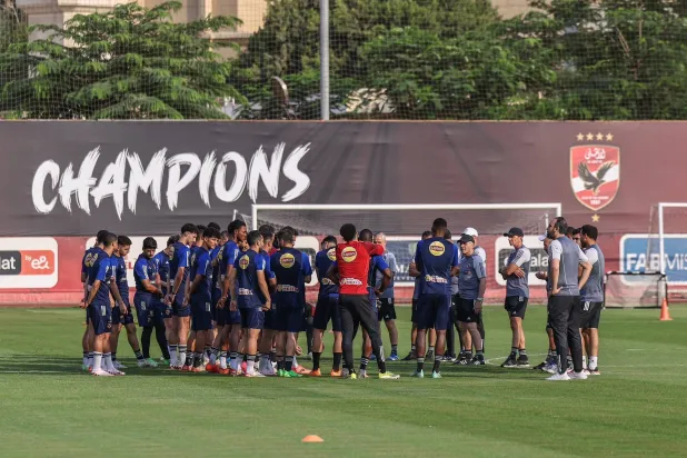 الأهلي لن يخوض مواجهة الزمالك بعد انسحاب الأخير (النادي الأهلي المصري)