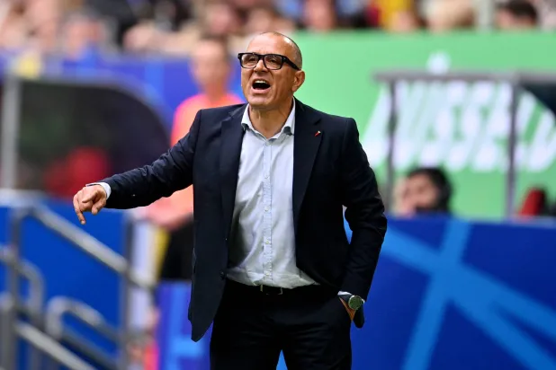 فرانشيسكو كالزونا (د.ب.أ)